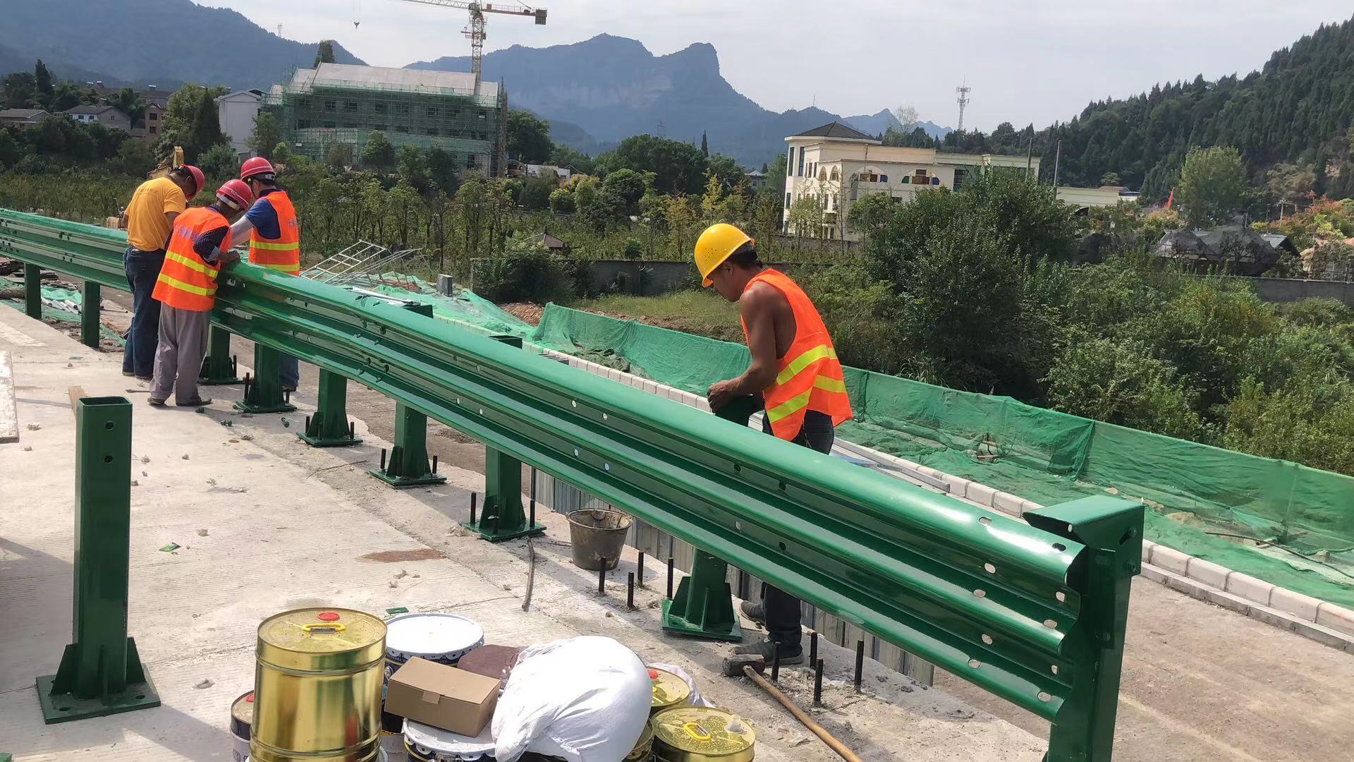 黄岩区高速公路波形护栏热镀锌波形护栏 - 推荐